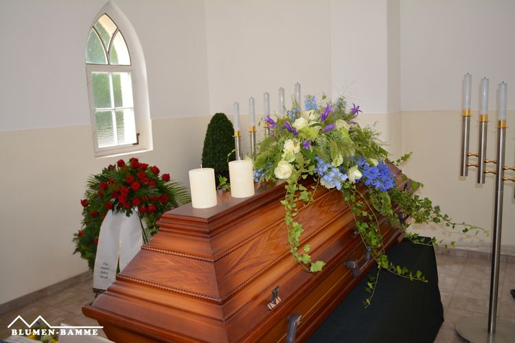 Blumen-Bamme - Trauerdekoration